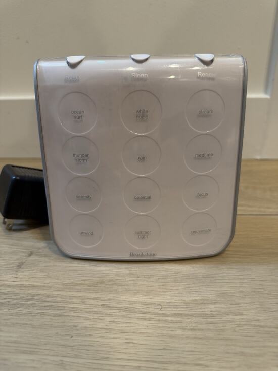 Brookstone Other - Brookstone Tranquil Moments Relaxing Sleep Therapy Machine 12 Sounds White Noise